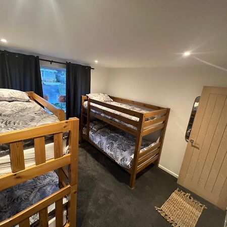House Sleeps 8. 2Bedrooms & Sofa Beds In Sitting Room Bath Exteriér fotografie