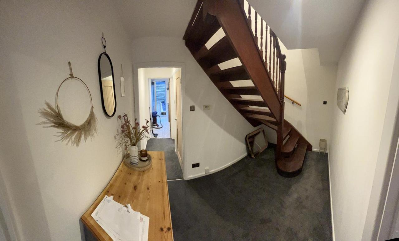 House Sleeps 8. 2Bedrooms & Sofa Beds In Sitting Room Bath Exteriér fotografie